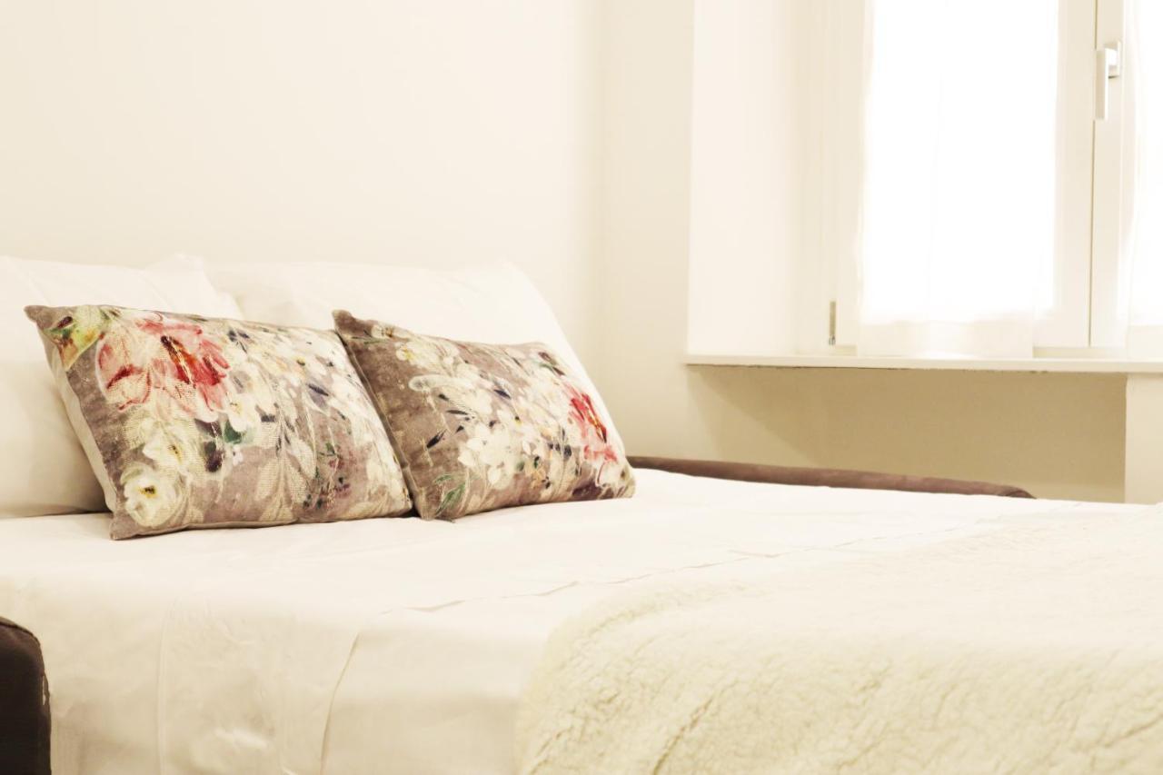 Navigli Tiny Bright House Apartment Milan Luaran gambar